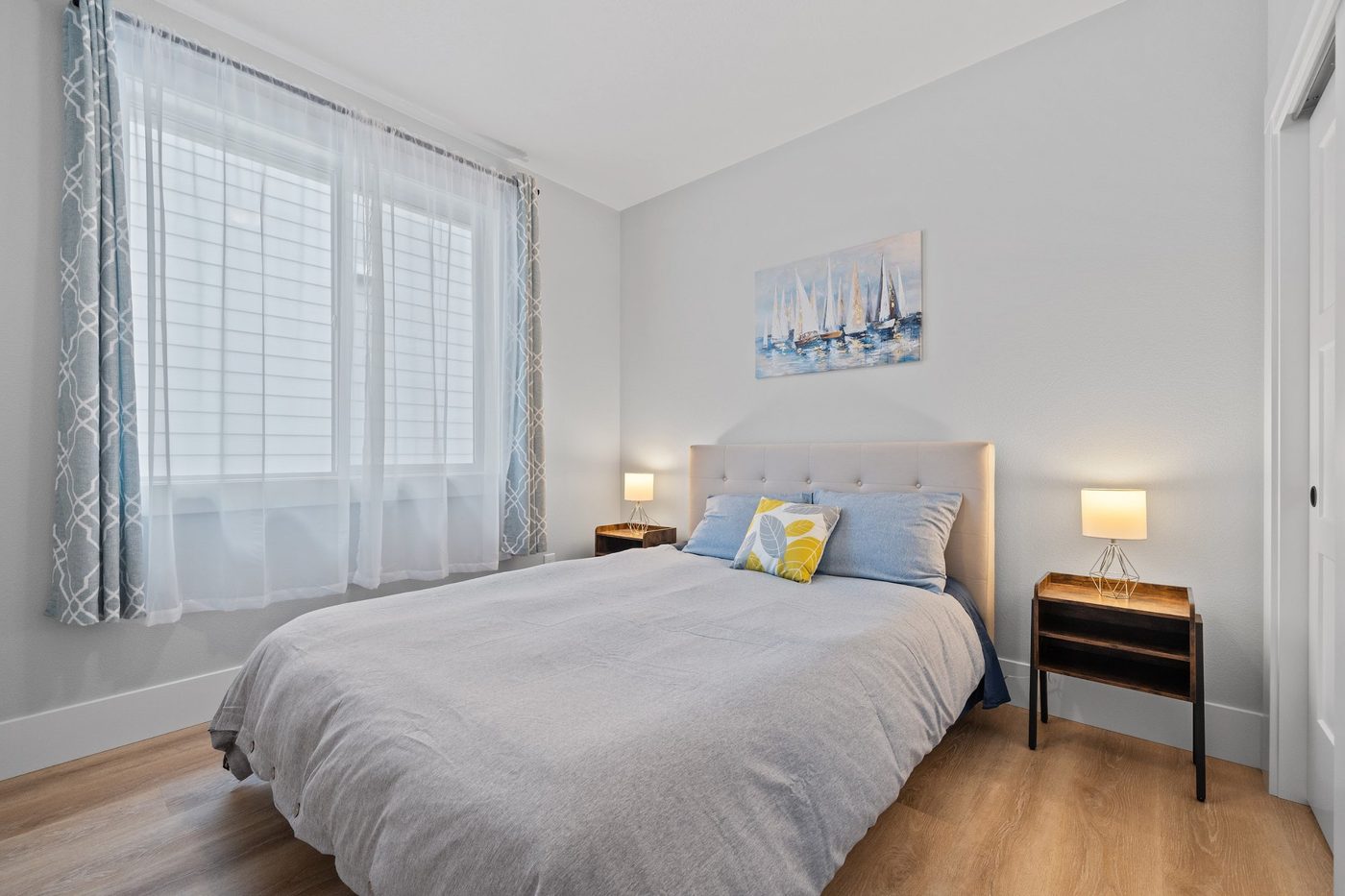 Guest bedroom before refresh